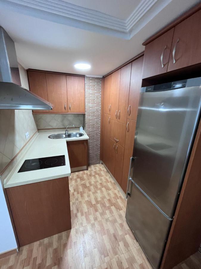 Gatu Villa Elvira Junto Al Hospital Y Playa 2 Dormit Y 2 Banos, Preferente Mayores De 25 Anos Y Familias Cádiz Exterior foto